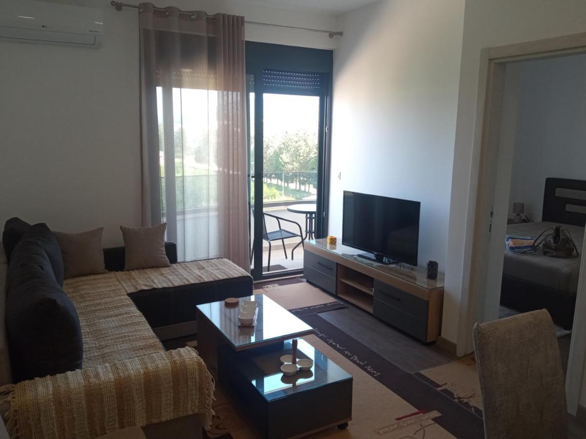 Apartman Ami Ulcinj Esterno foto