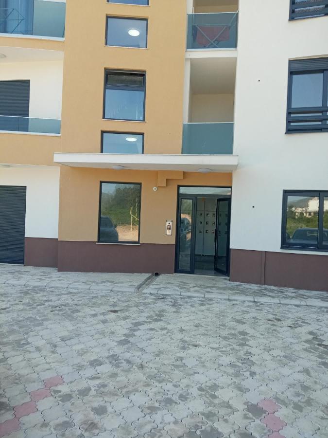 Apartman Ami Ulcinj Esterno foto